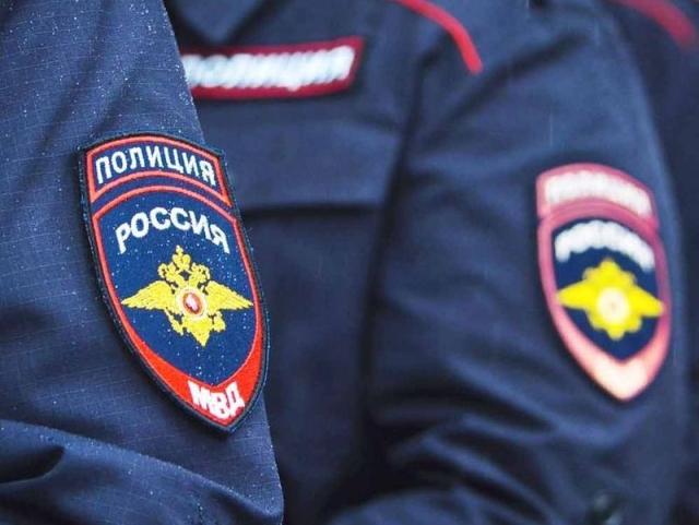 <i>Глава Следкома РФ затребовал доклад по нападению школьника на полицейских в Избербаше</i>