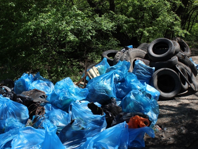 <i>На «Чистых Играх» в Ставрополе экоактивисты собрали три тонны мусора</i>