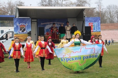 Казаки Курского района примут участие в работе мобильного культурного центра