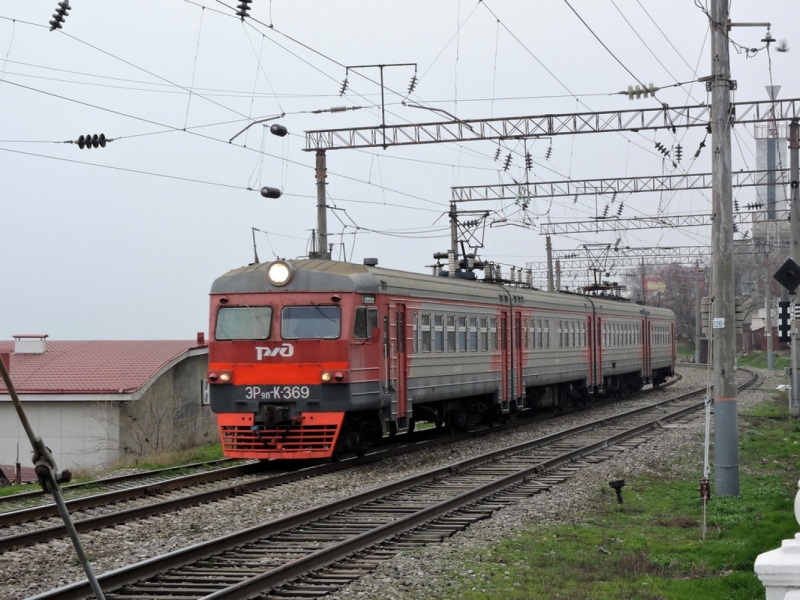 Дополнительные пригородные поезда начнут курсировать в Дагестане с апреля