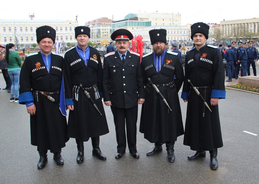 Казаки Cтавропольского казачьего округа приняли участие в краевом параде Победы