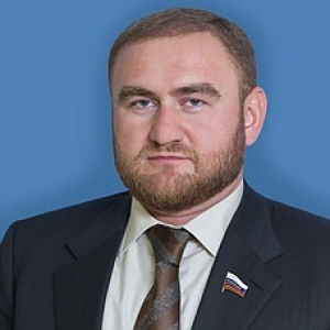 Присяжные вынесли свой вердикт экс-сенатору от КЧР Рауфу Арашукову