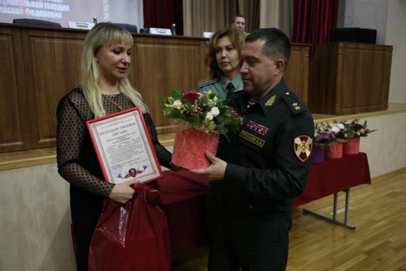 Поздравления принимает главный редактор "МК-Кавказ" Елена Баканова