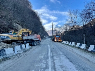 По поручению Казбека Кокова начался ремонт трассы Чегем II – Булунгу