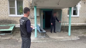 На Ставрополье полицейский прострелил ногу злостному рецидивисту с ножом