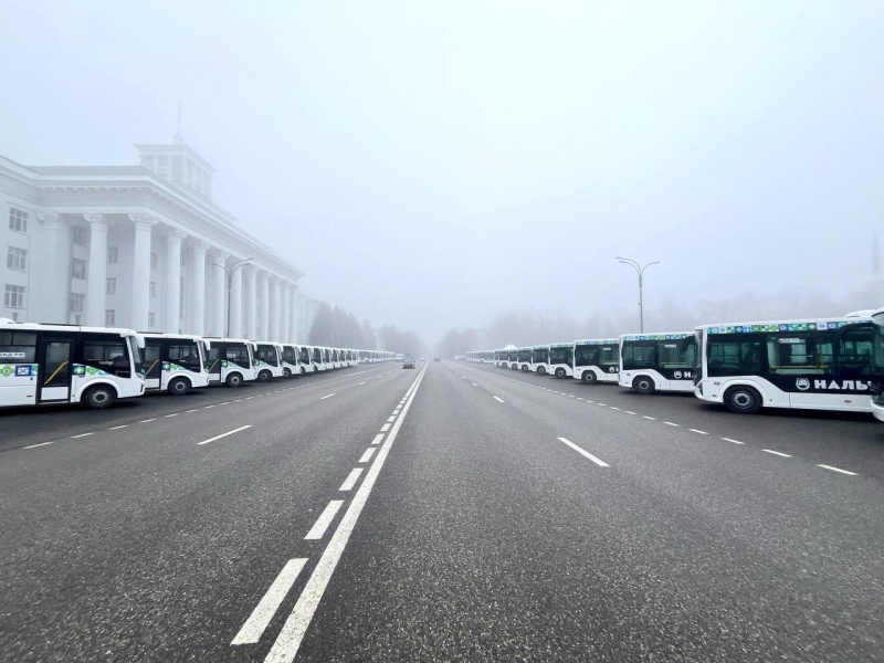 В Нальчике передали 44 новых автобуса работникам транспортной отрасли