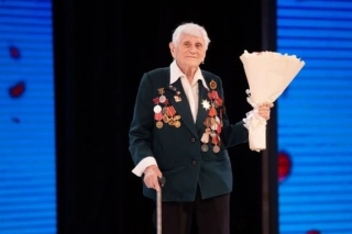 100-летний ветеран Клара Журавлёва открыла Парад Победы в Ставрополе